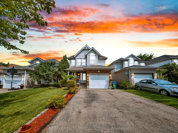 17 Buckthorn Cres W, Guelph, ON N1E 7C3