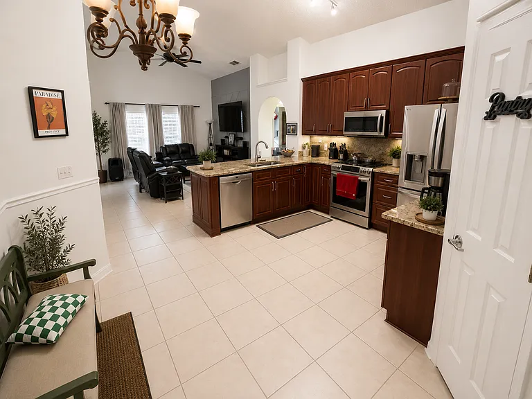 2503 Shelby Cir — Photo 18