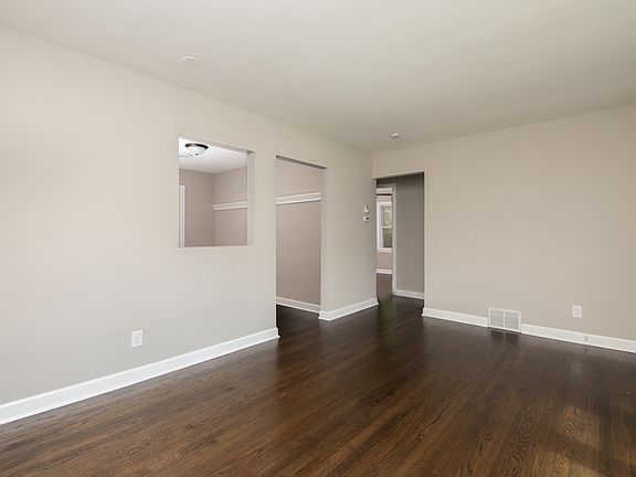 4th image of 2412 18th Ave