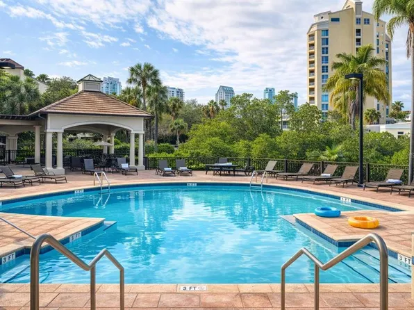 617 Island Place Way, Tampa, FL 33602