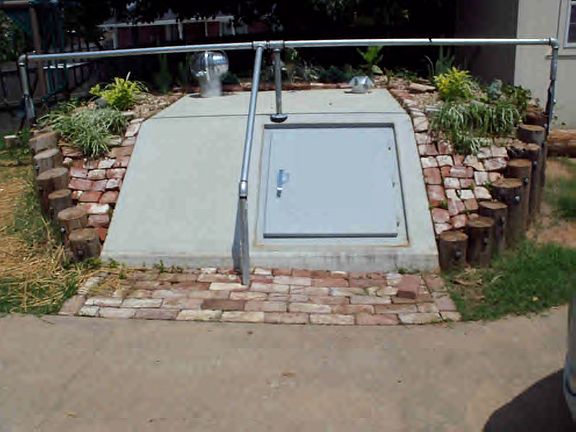 3rd image of 1526 Yorktown Dr