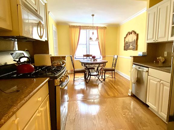 5th image of 43-25 Douglaston Pkwy #2K