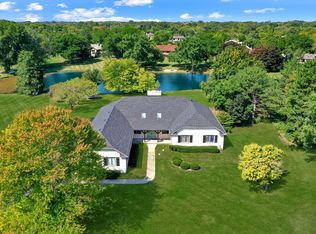 5 University Cir, Hawthorn Woods, IL
