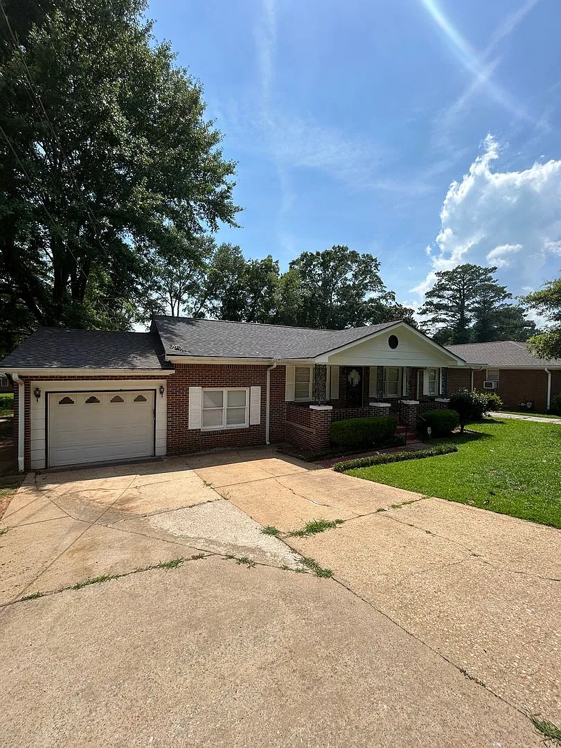 4-Bedroom/3-Bath House - Available Now! — Photo 1