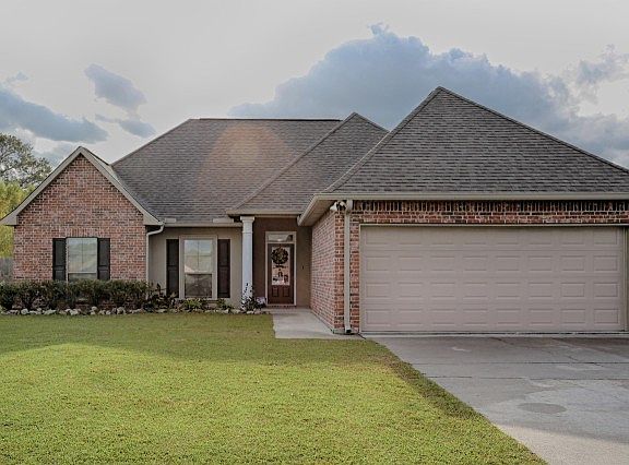 2nd image of 43019 Emily Dr