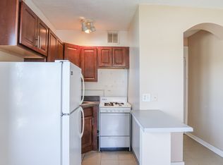 912 W Lawrence Ave #705, Chicago, IL 60640