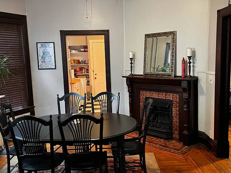 2540 Bryant Ave S #1 — Photo 5