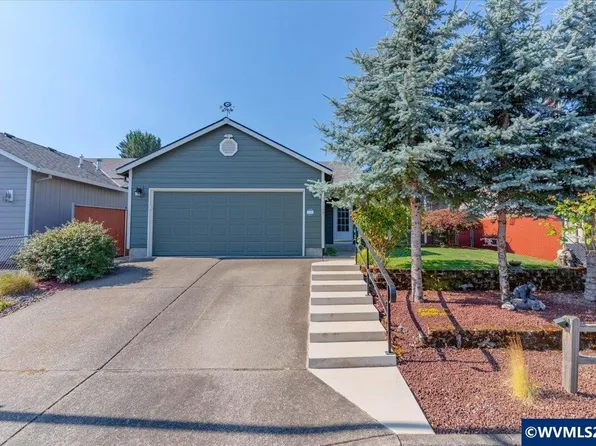 4940 Keiko Ct NE, Salem, OR 97305