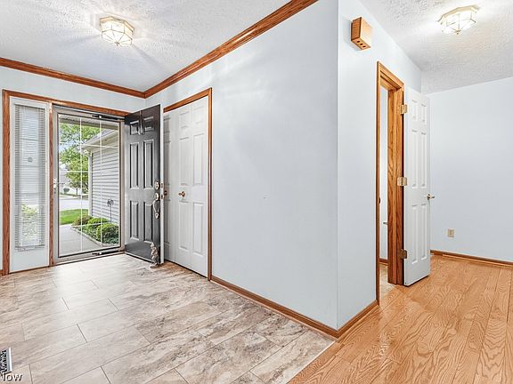 5th image of 444 Shannon Dr