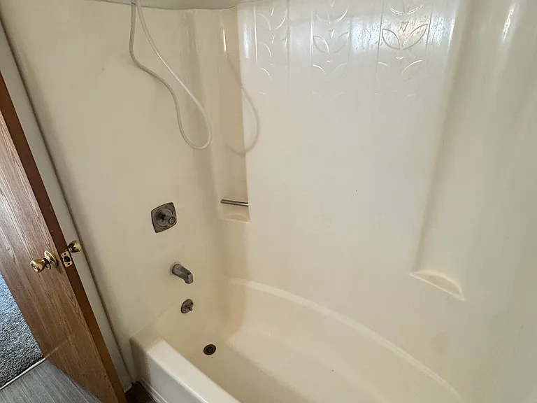 772 S Saginaw St #303 — Photo 9