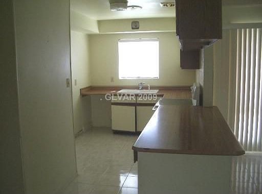 2nd image of 3336 Florrie Ave