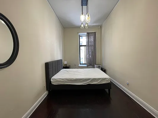 Rented by Bond New York | media 9