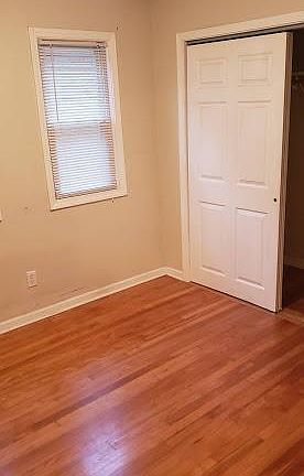 4th image of 2629 N Fratney St