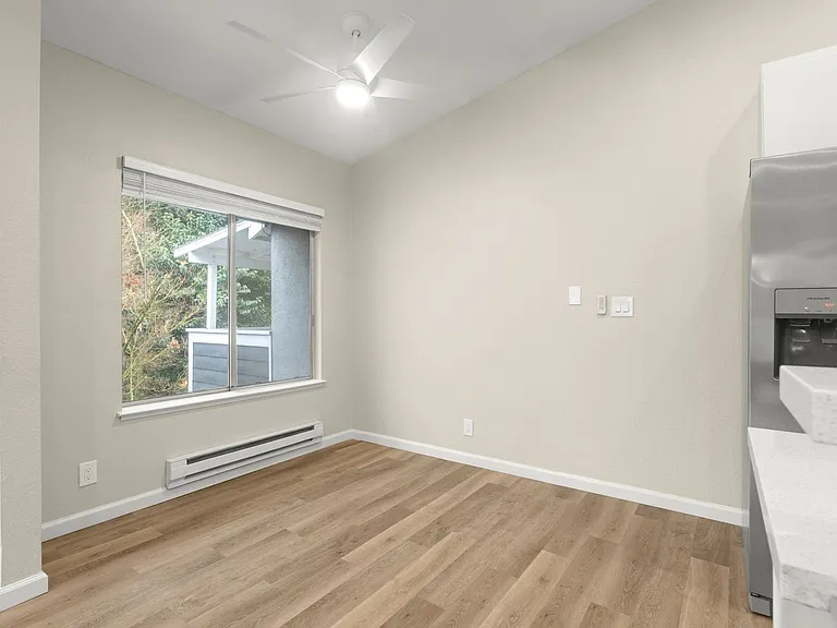 Redwood Creek Villas — Photo 27