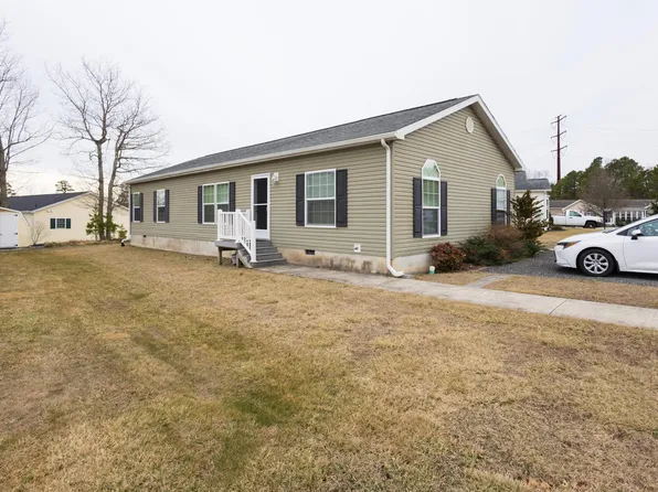 35 Pinetree Ln, Mays Landing, NJ 08330