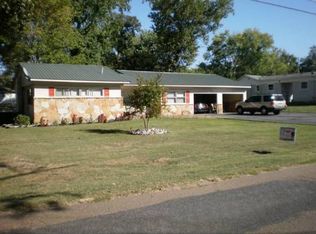 711 Forestdale Ave, South Fulton, TN 38257