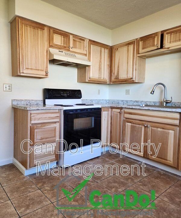 1st image of 230 Carol Dr #4