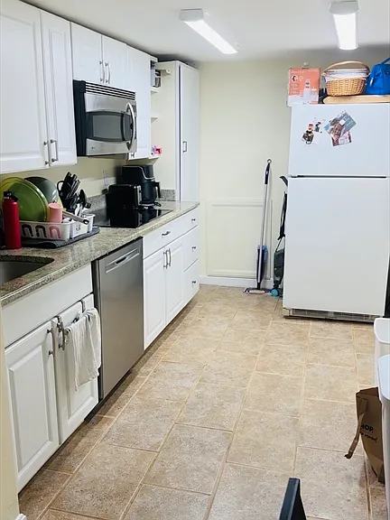 48 Trapelo St #1A — Photo 9