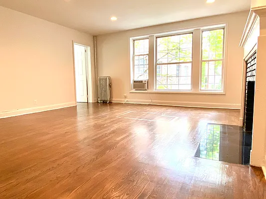 Rented by Corcoran | media 2