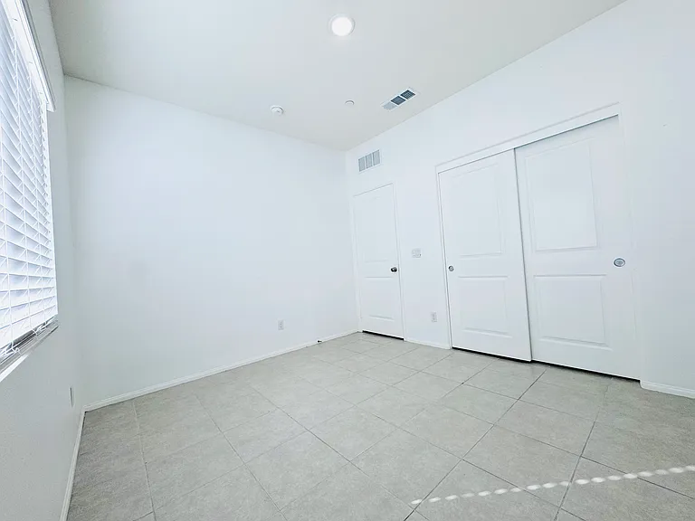 28445 Desert Trumpet Rd — Photo 4