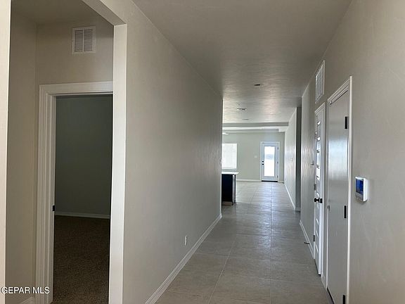 2nd image of 7409 Scarlet Oak Pl