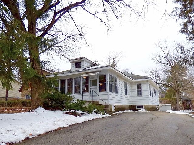 1st image of 26294 N Maple Ave