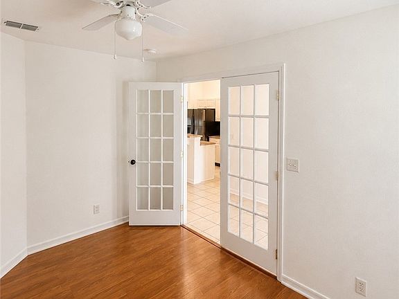 5th image of 4118 NE 20th Pl