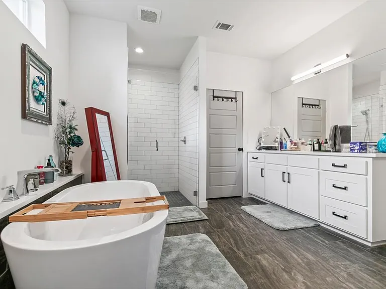 809 Meadow Bend Loop S — Photo 18