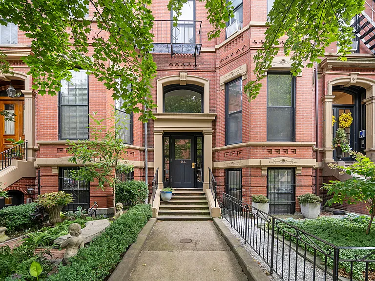 144 Marlborough St #5 — Photo 12