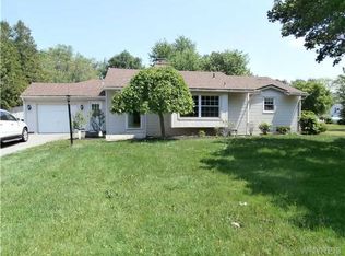 7675 Arnold Dr, North Tonawanda, NY 14120