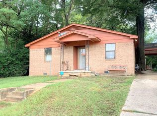 1918 W 13th St, Texarkana, TX 75501