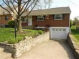 418 Locust St photo 1