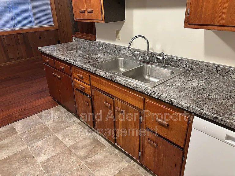 11632 SE Beckman Ave — Photo 5