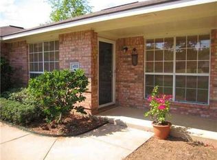 4511 Augusta Dr, Bryan, TX 77803