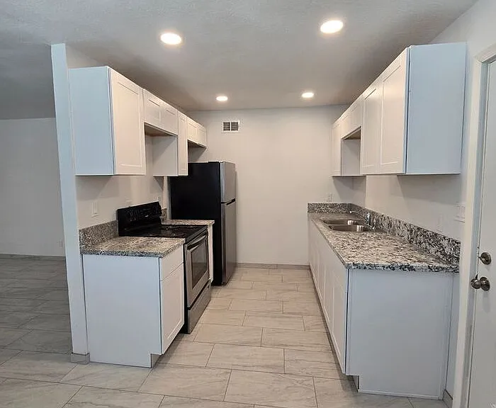 511 N Iroquois Ave #B — Photo 25