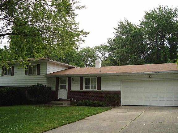 2nd image of 26170 Hilly Ln