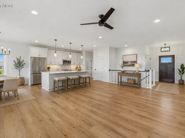 801 S 5th STREET, Cedar Grove, WI 53013