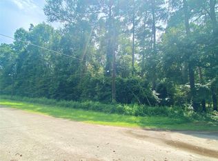 15104 Forest Ln, Conroe, TX 77306