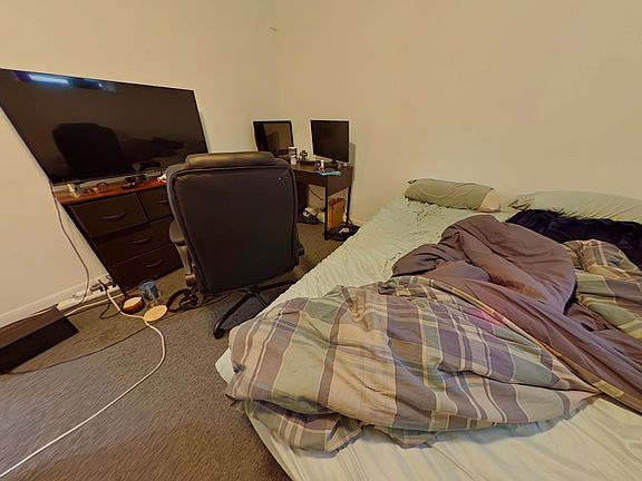 5th image of 859 W Oakdale Ave #29191