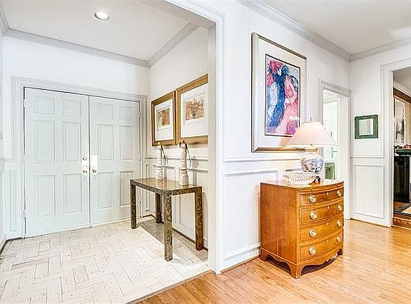 5th image of 14917 Oaks North Dr