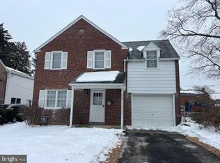 825 Stanbridge Rd, Drexel Hill, PA 19026