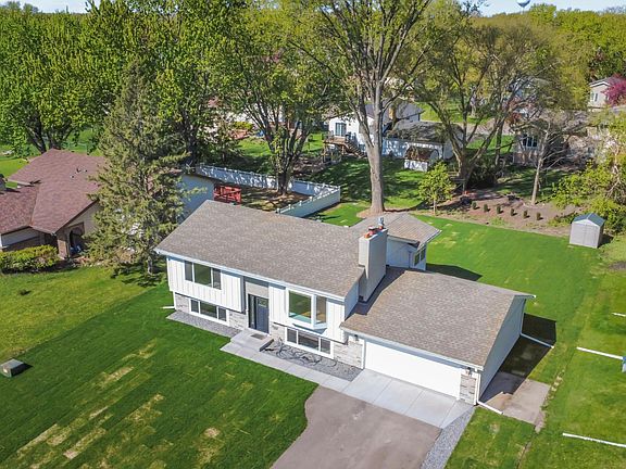 3rd image of 4413 Bramblewood Ave