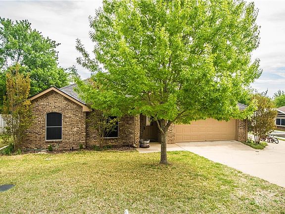 2nd image of 4105 Scenic Hill Ln