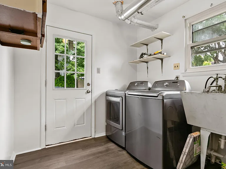116 Eaton Pl — Photo 10