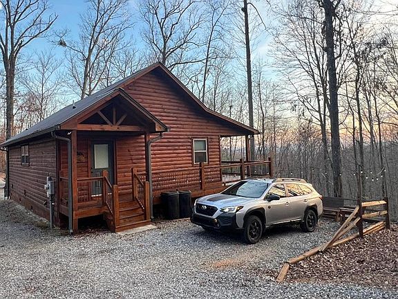 2nd image of 449 Legendary Ridge Rd