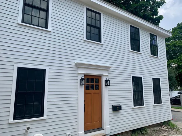 50 Cornwall St #2, Portsmouth, NH 03801