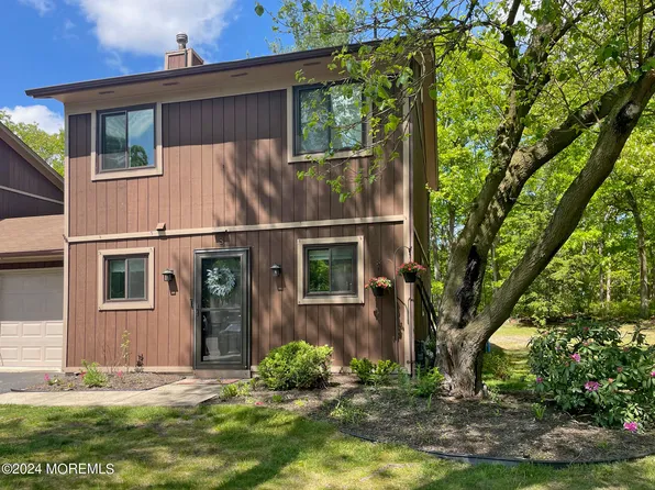 8 Owl Road #1000, Howell, NJ 07731