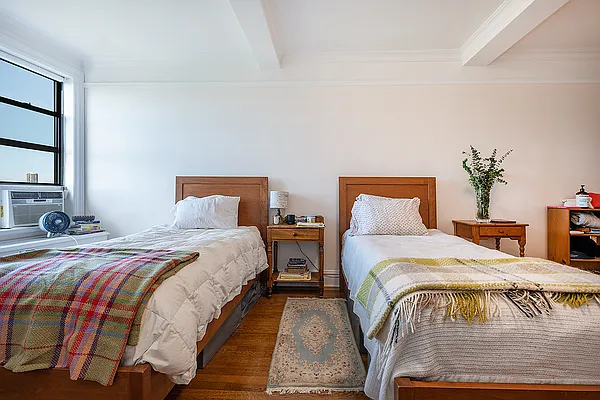 Rented by Rita S Citrin, LREB | media 10