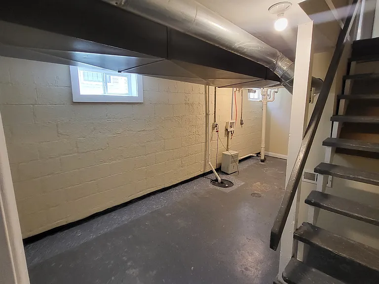 228 N Tacoma Ave #A — Photo 10
