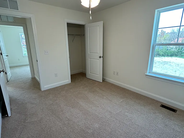 519 Bedford St — Photo 29